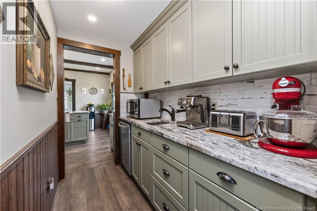 537 Trafalgar Road Property Photo 18