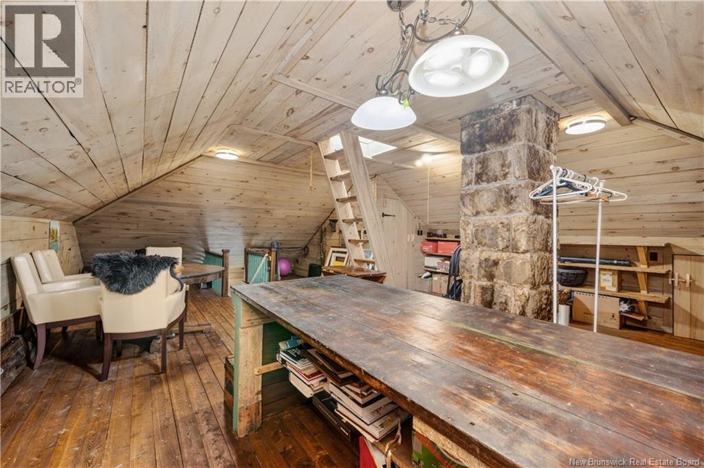 537 Trafalgar Road Property Photo 39