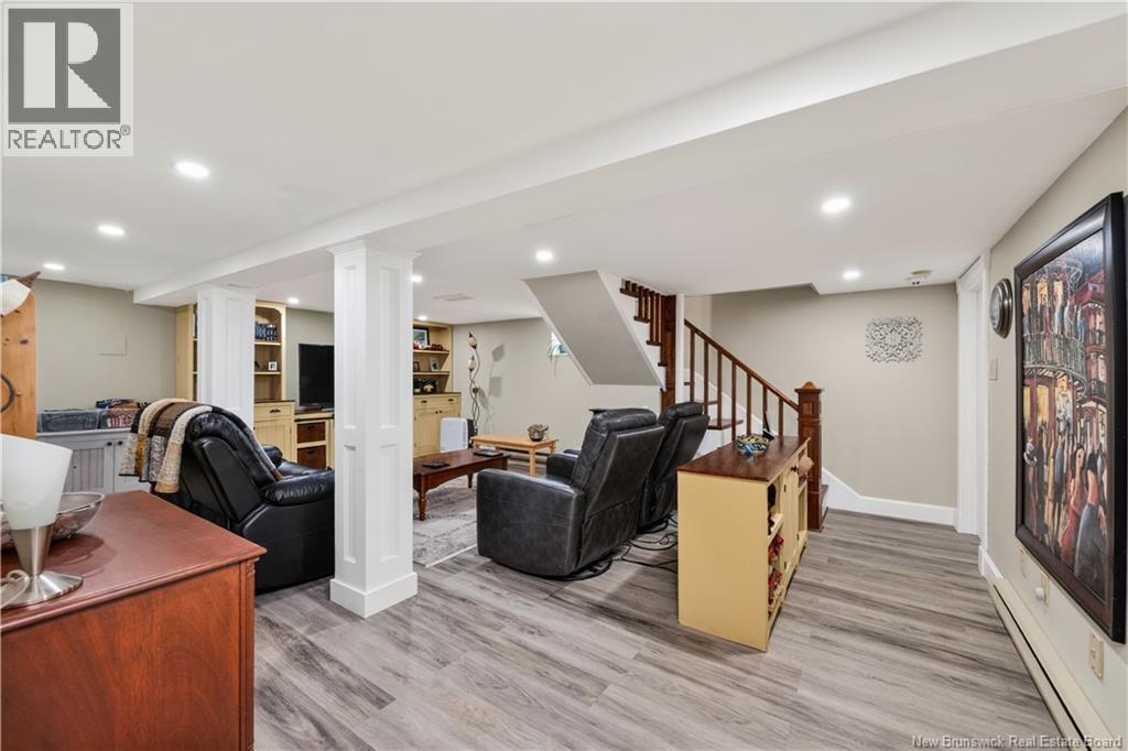 537 Trafalgar Road Property Photo 41