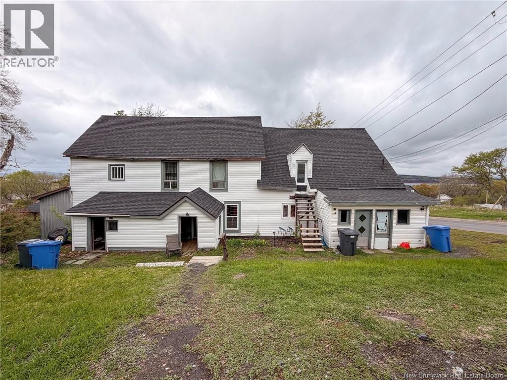 122 Renfrew Street Property Photo 1
