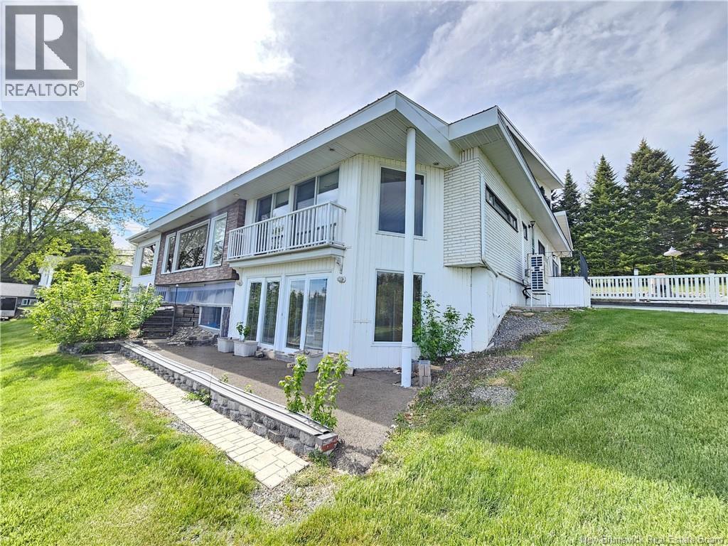 24 Rue Veteran Sud Property Photo 9
