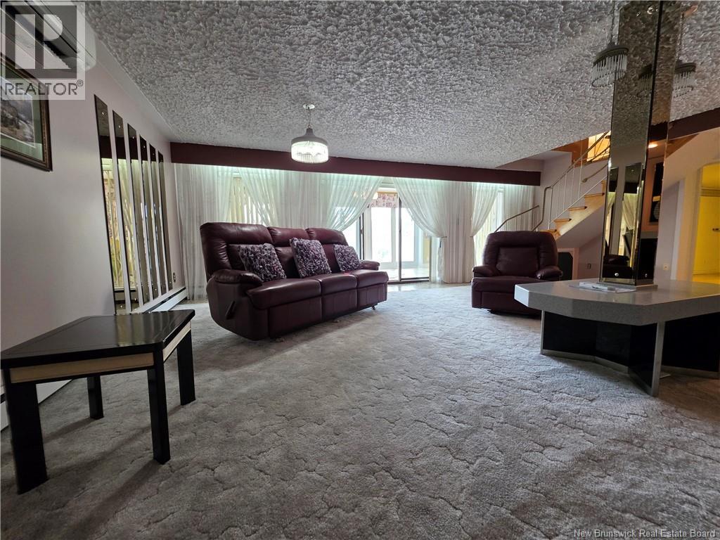 24 Rue Veteran Sud Property Photo 40
