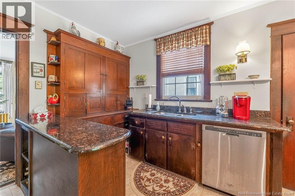 96 Union Street Property Photo 11