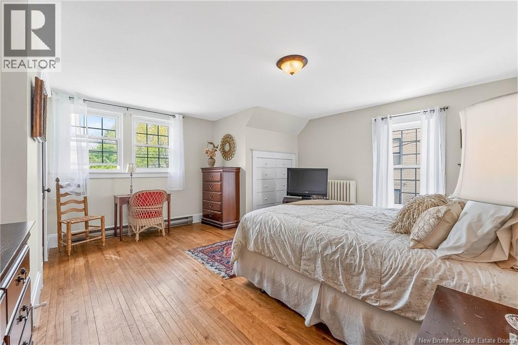96 Union Street Property Photo 32