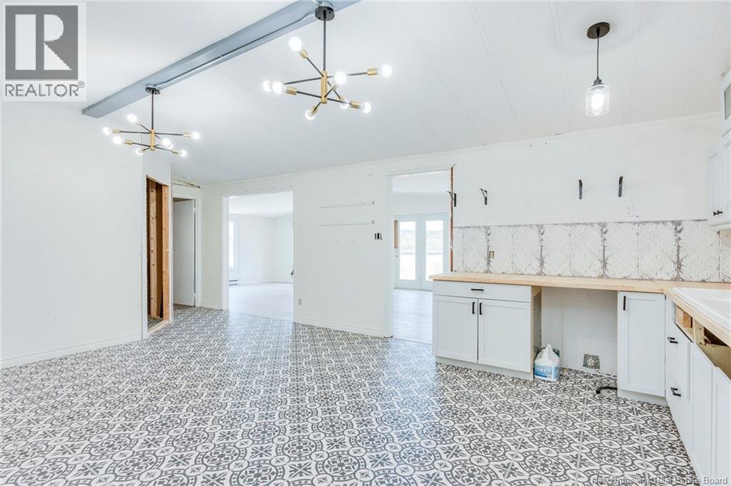 3276 Red Head Road Property Photo 10