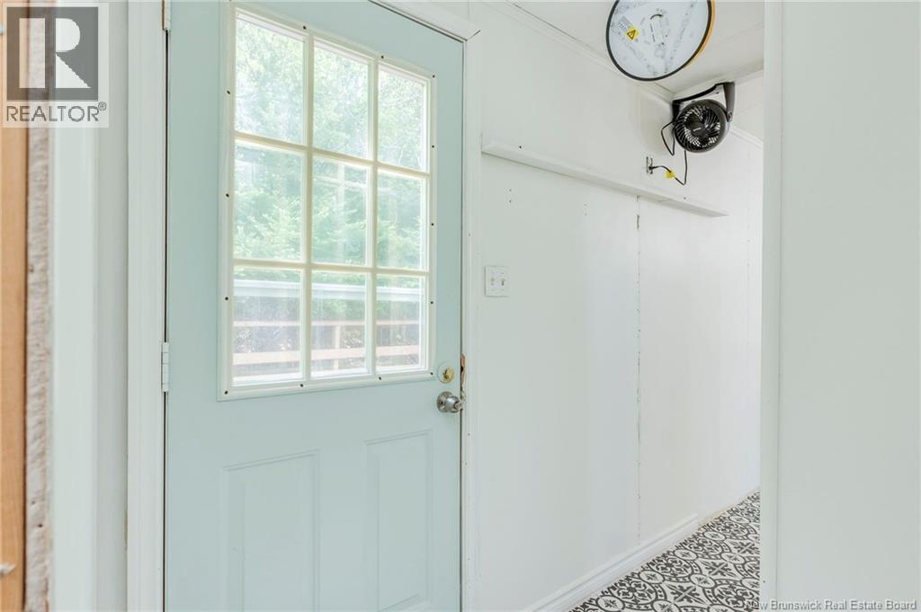 3276 Red Head Road Property Photo 20