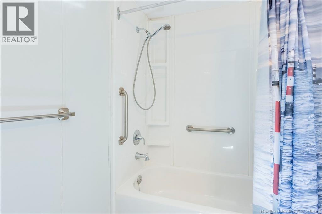 3276 Red Head Road Property Photo 27