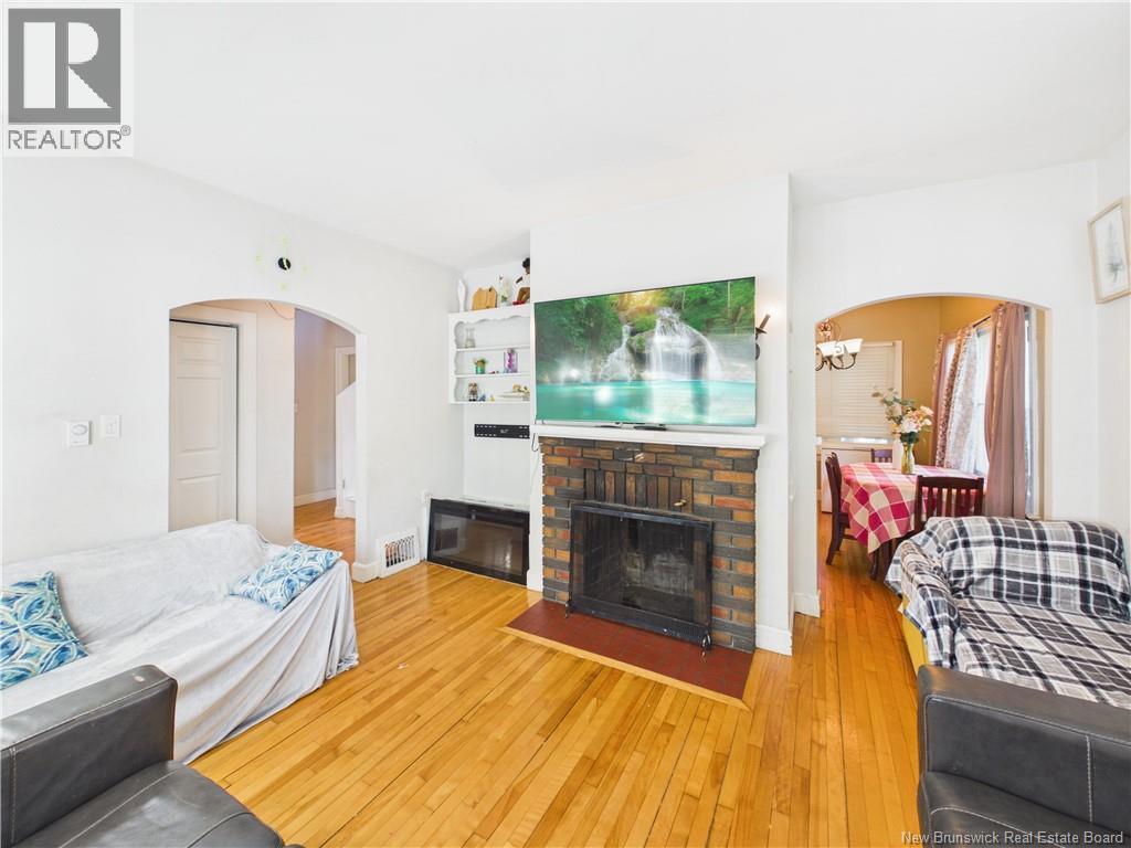 46 Donald Avenue Property Photo 4