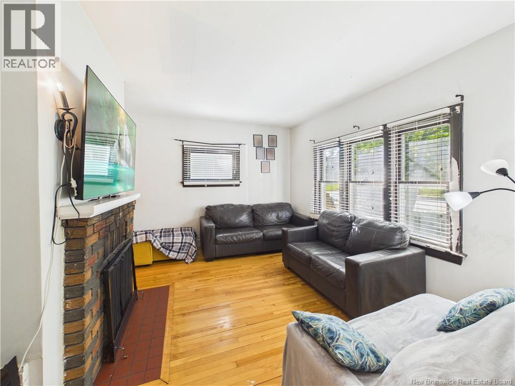 46 Donald Avenue Property Photo 5