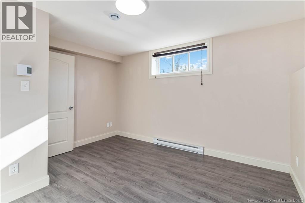 65 Raphael Street Property Photo 28