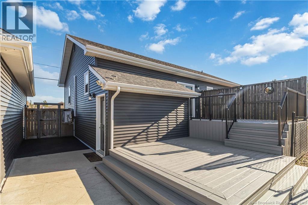 65 Raphael Street Property Photo 33