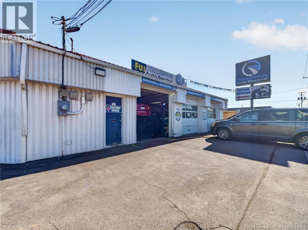 363 Collishaw Street Property Photo 12