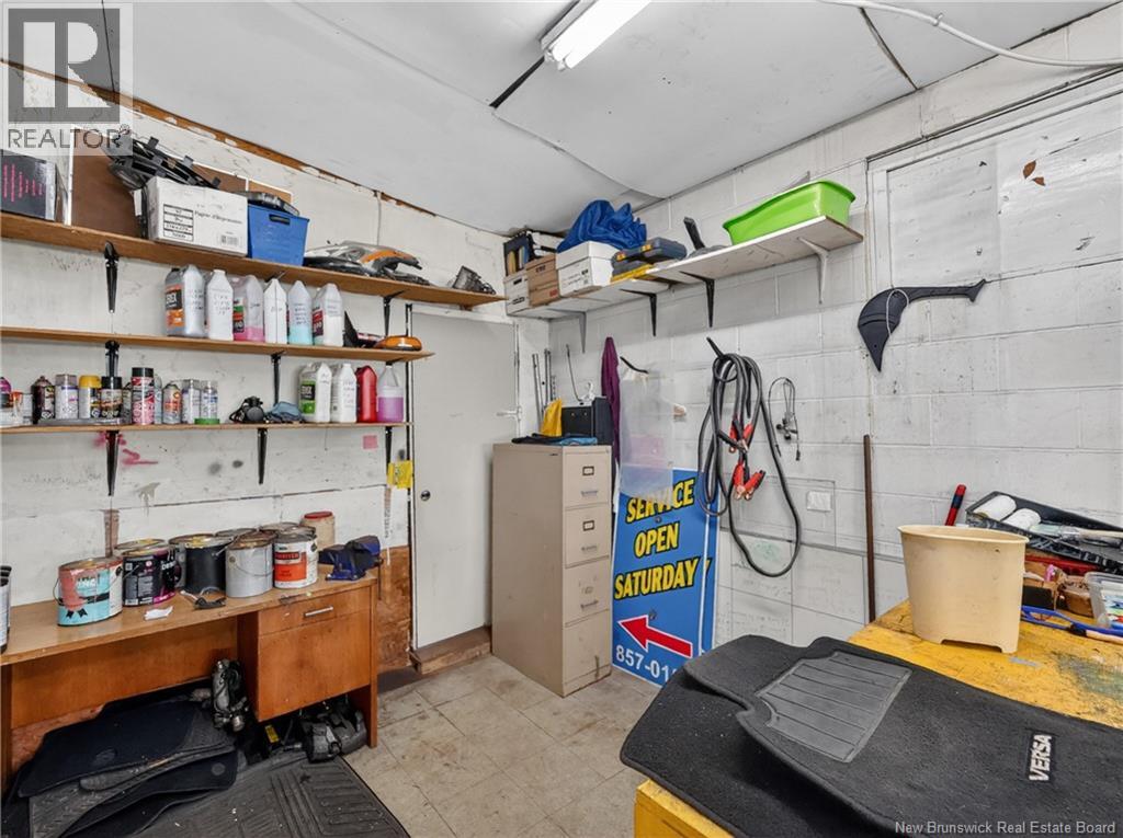 363 Collishaw Street Property Photo 20