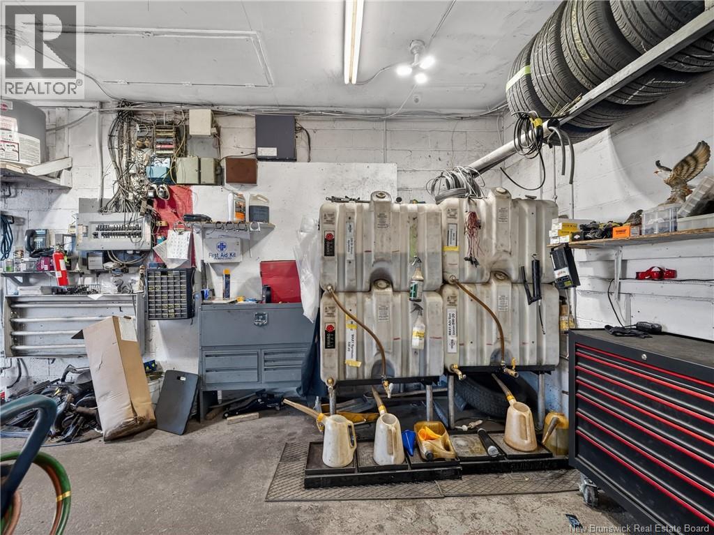 363 Collishaw Street Property Photo 29