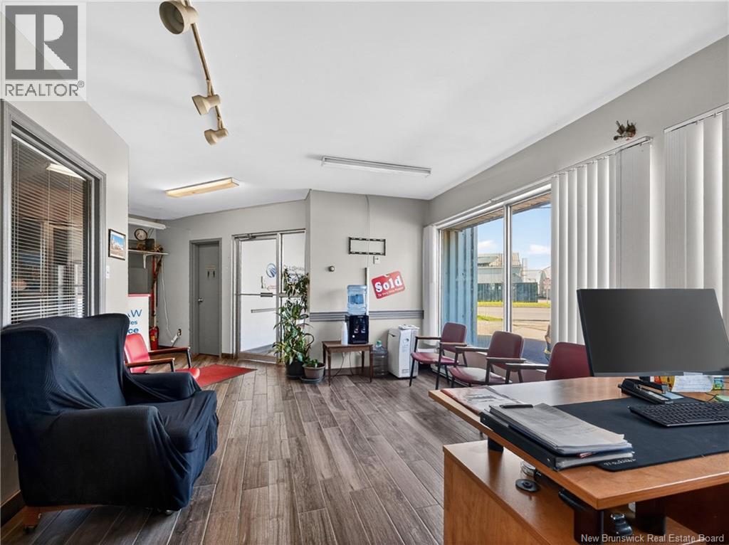 363 Collishaw Street Property Photo 34