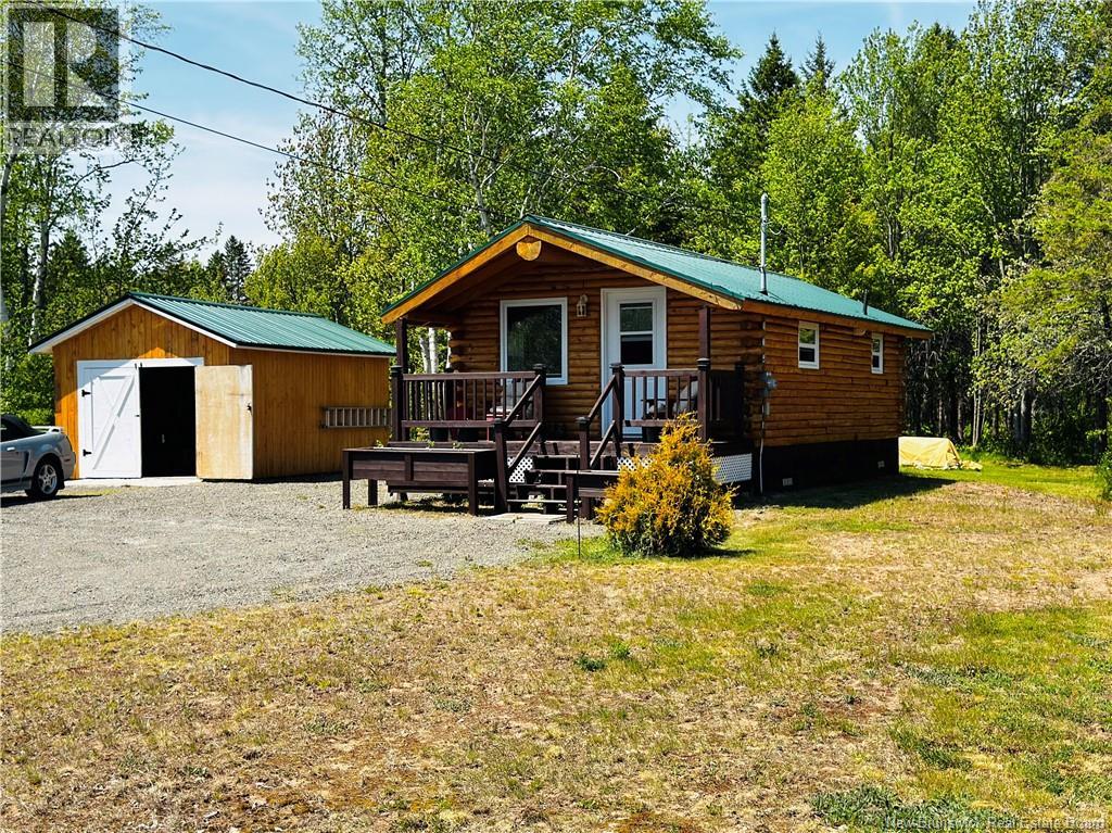968 St. Maurice Property Photo 14