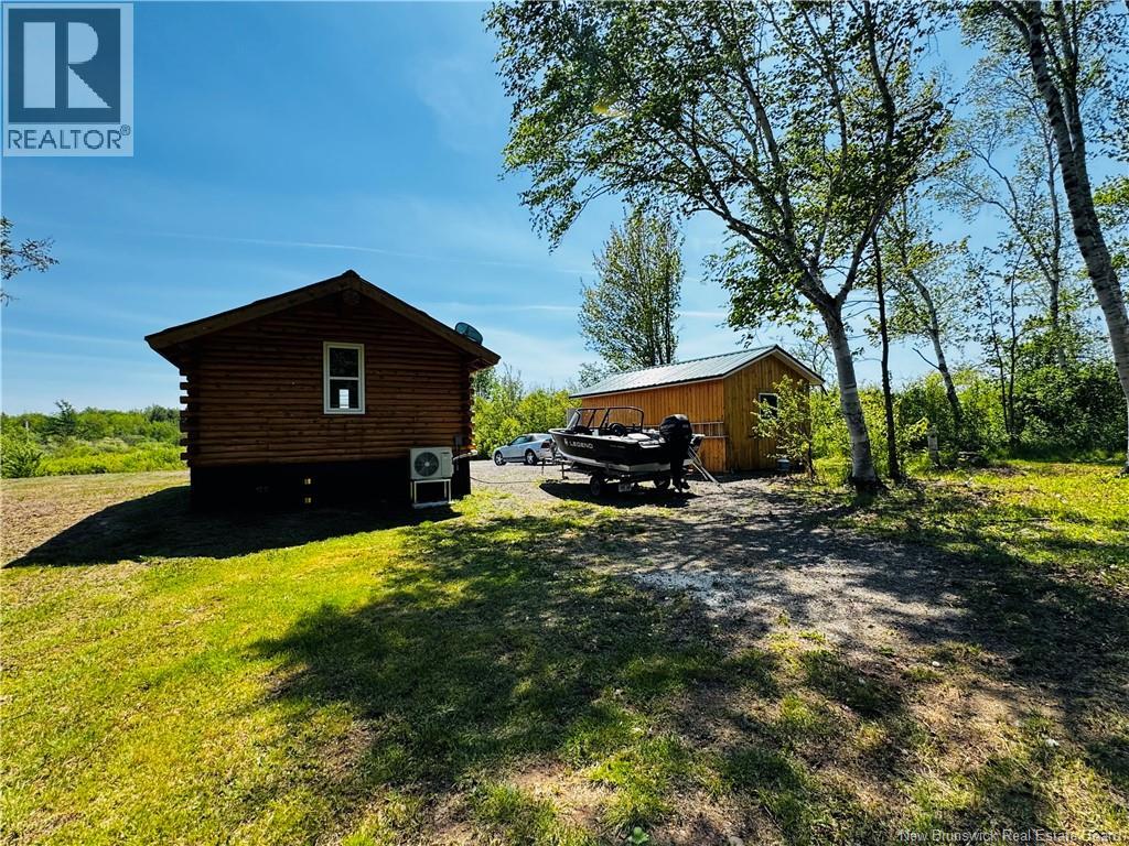 968 St. Maurice Property Photo 18