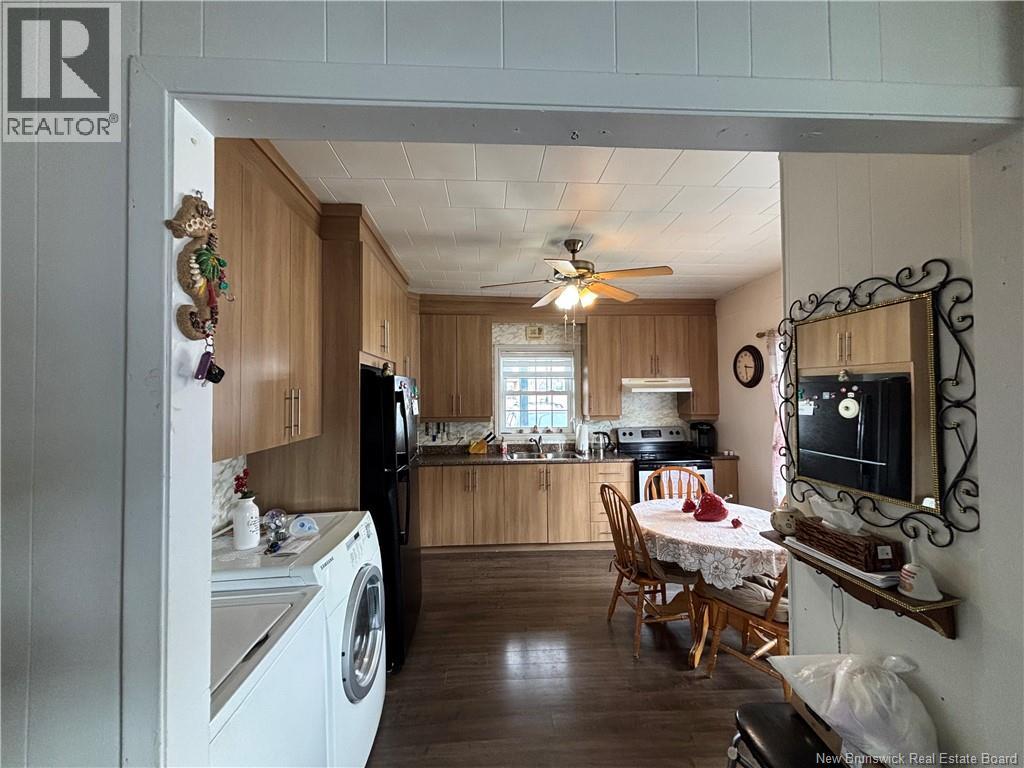 76 Notre Dame Property Photo 7