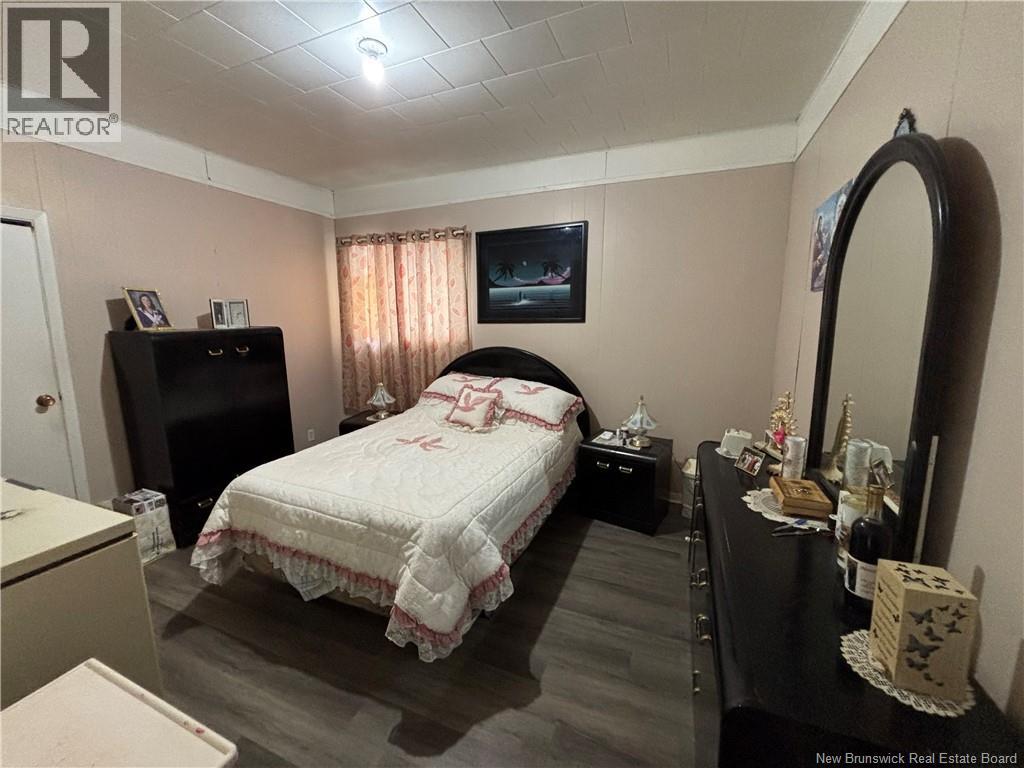76 Notre Dame Property Photo 10
