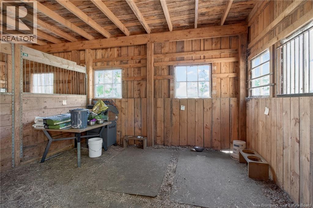 Tucker Road Property Photo 17