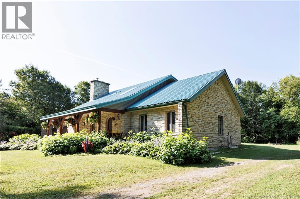 212 Saint-andre Road Property Photo 2