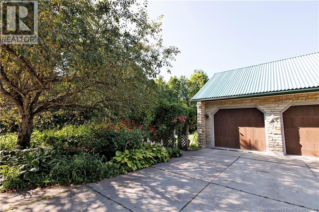 212 Saint-andre Road Property Photo 7