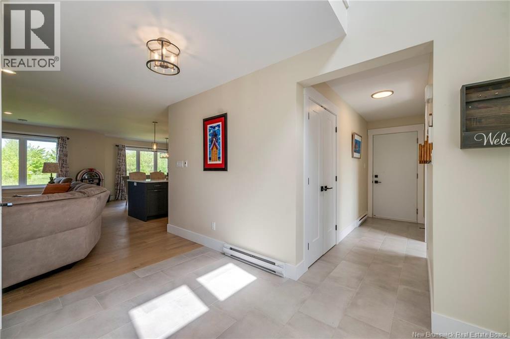 123 King's Bridge Boulevard Property Photo 4