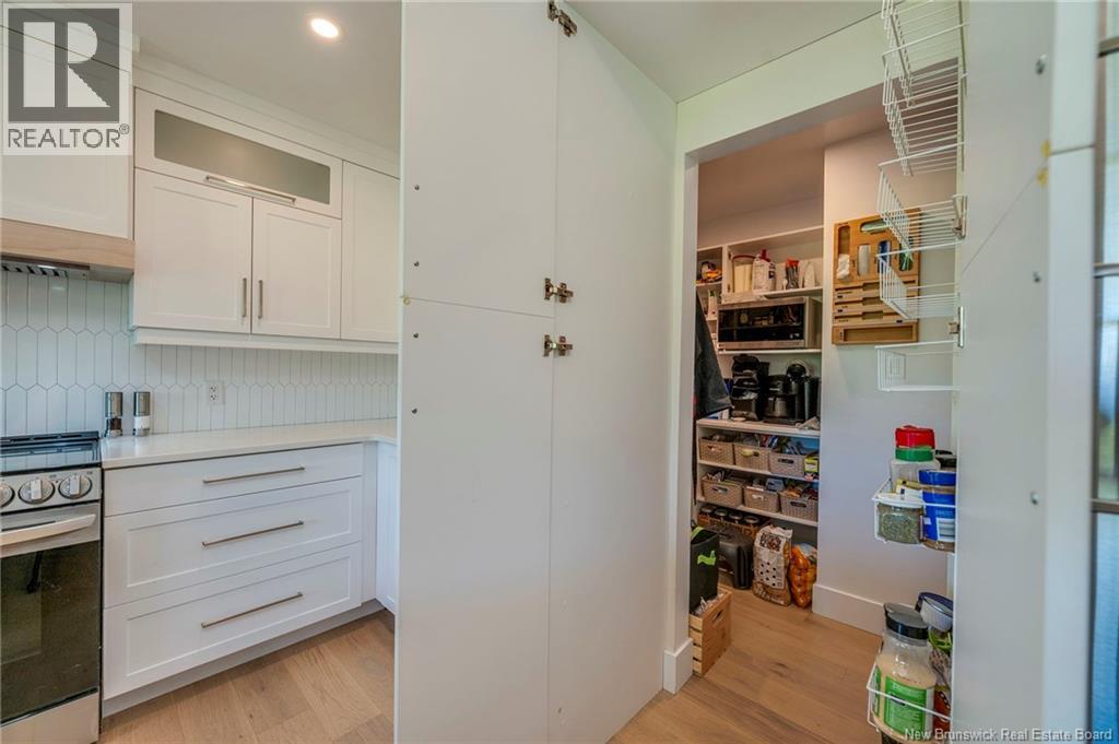 123 King's Bridge Boulevard Property Photo 11