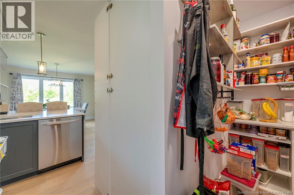 123 King's Bridge Boulevard Property Photo 13