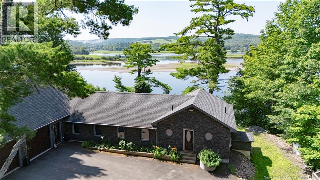1069 105 Route Property Photo 1