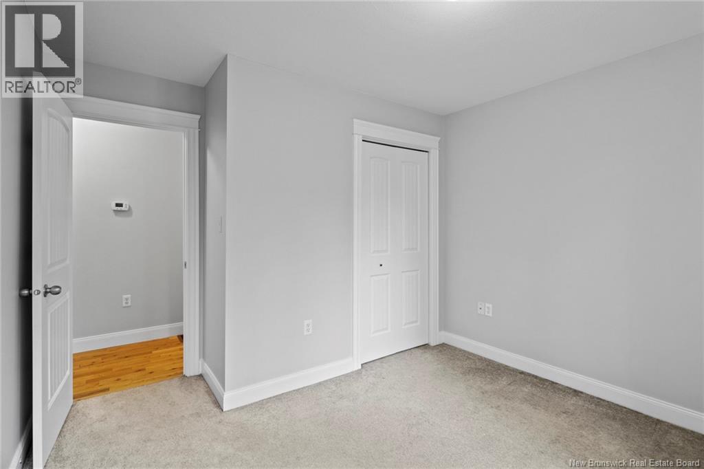 38 Foster Avenue Property Photo 31