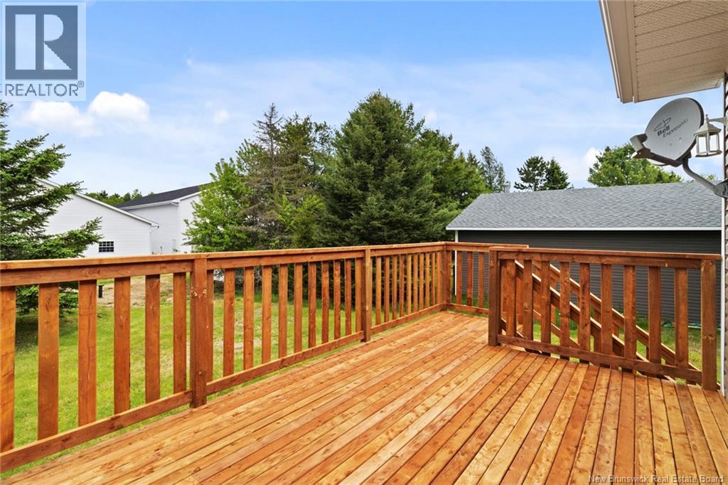 38 Foster Avenue Property Photo 42