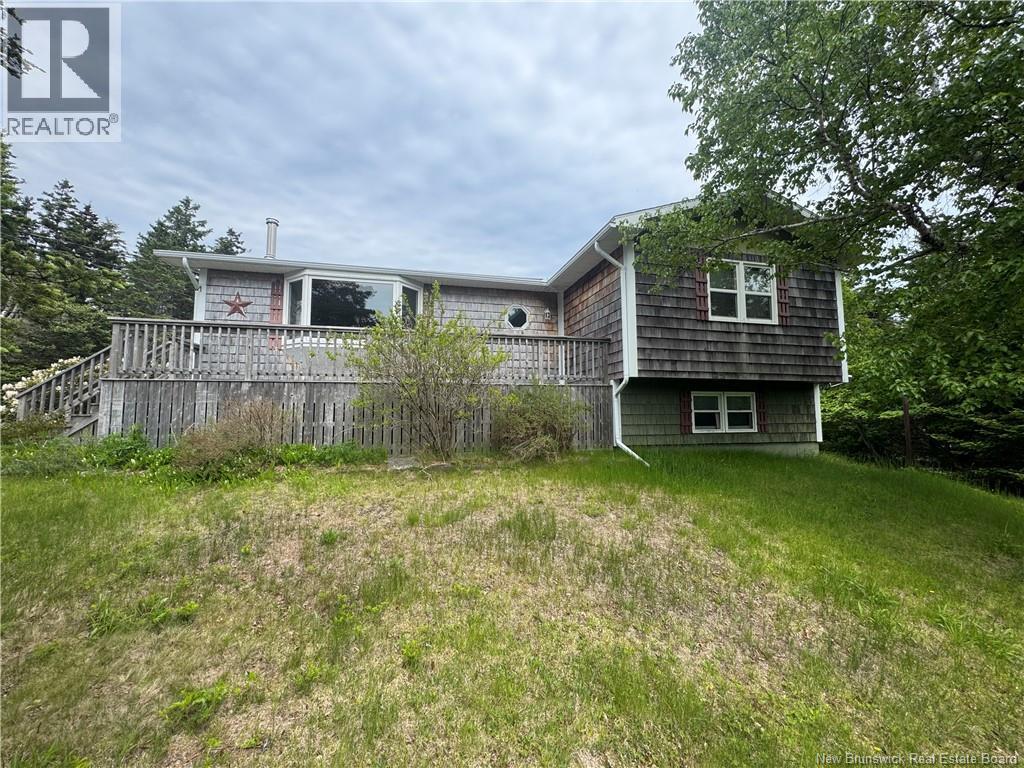 208 Whistle Road