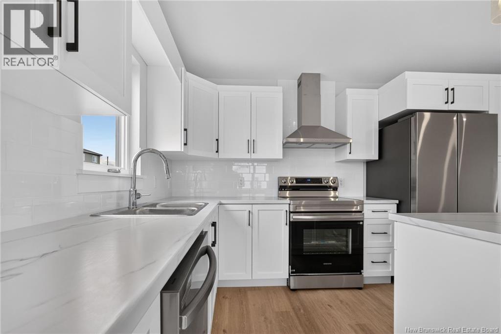 21 Alosier Crescent Property Photo 6