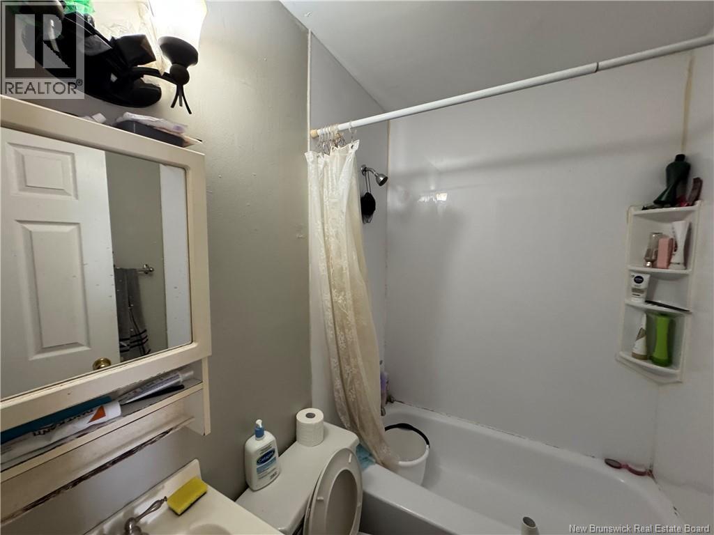 89 Adelaide Street Property Photo 19