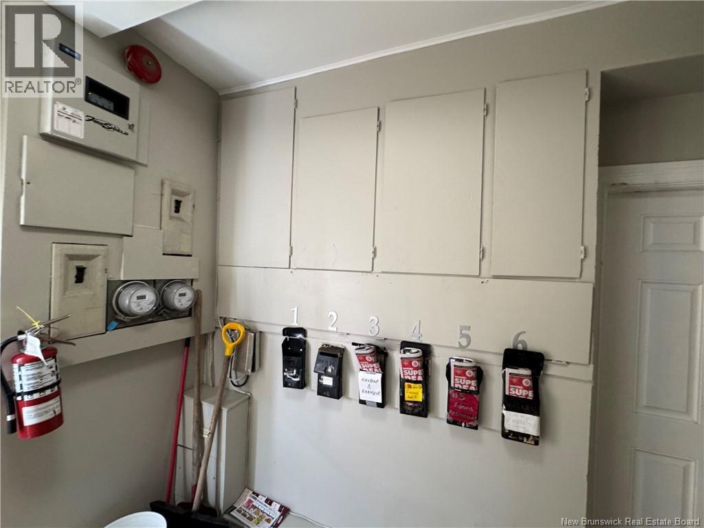 89 Adelaide Street Property Photo 24