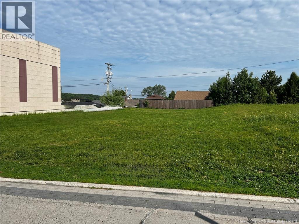 326 Broadway Boulevard Property Photo 8