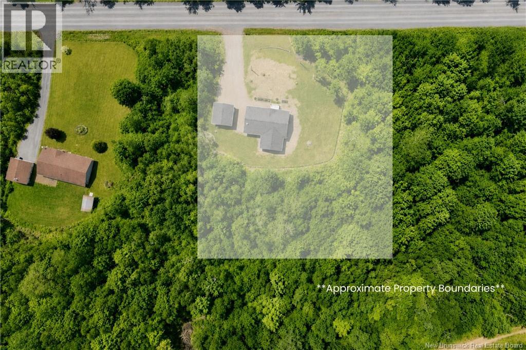 289 Upper Durham Road Property Photo 3