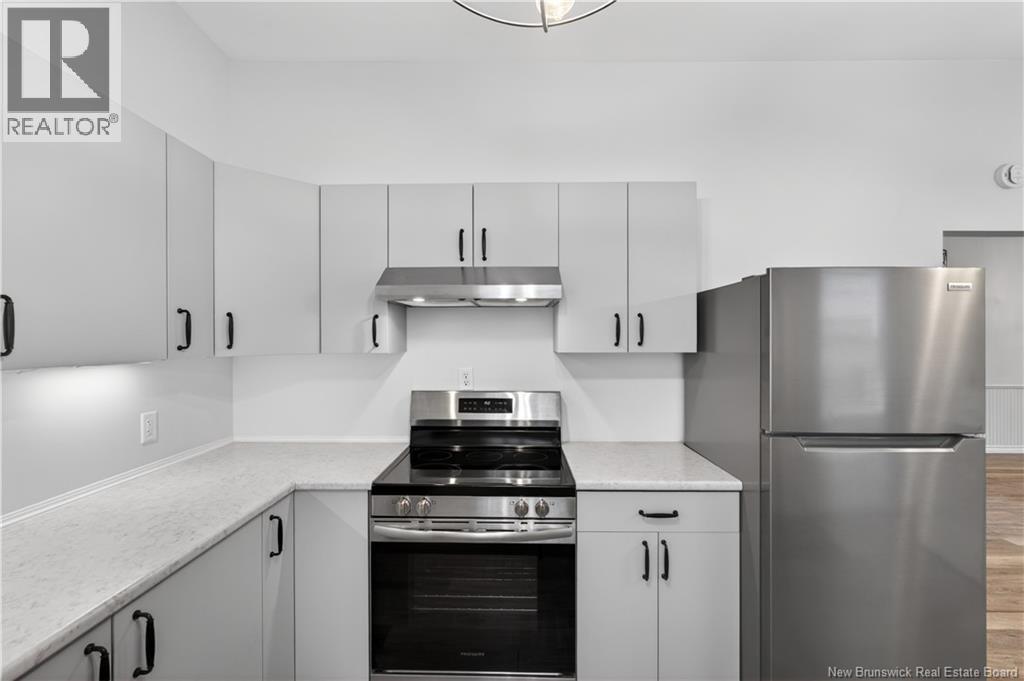 114 Pleasant Street Property Photo 25