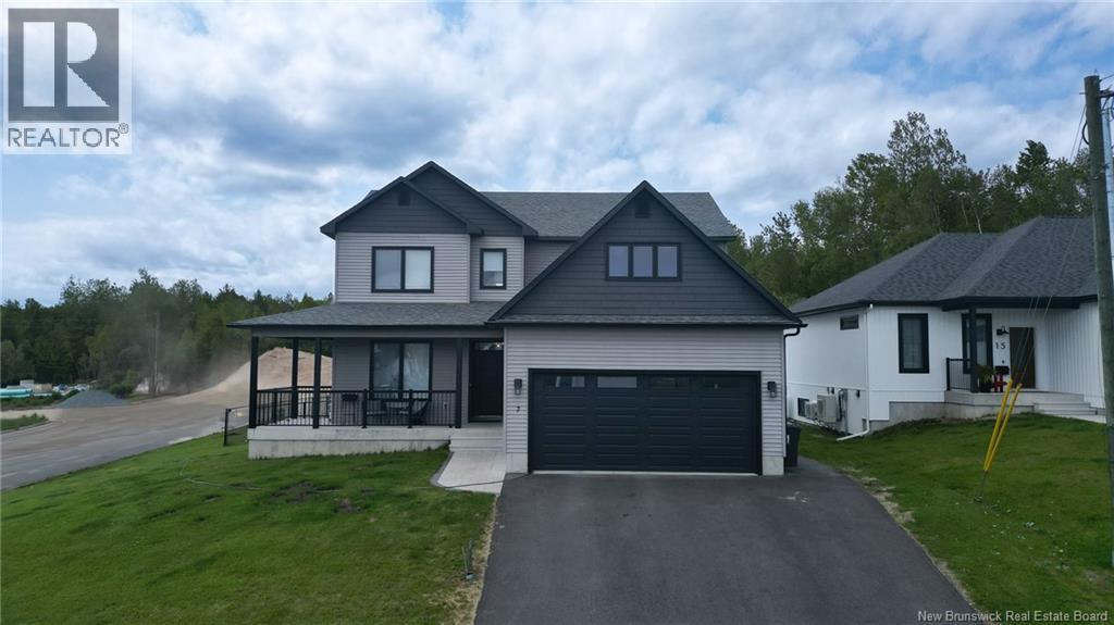 7 Aurora Street Property Photo 3