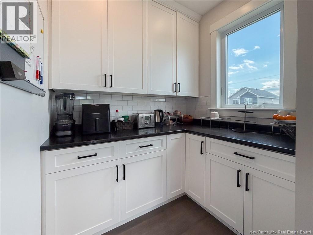 7 Aurora Street Property Photo 18