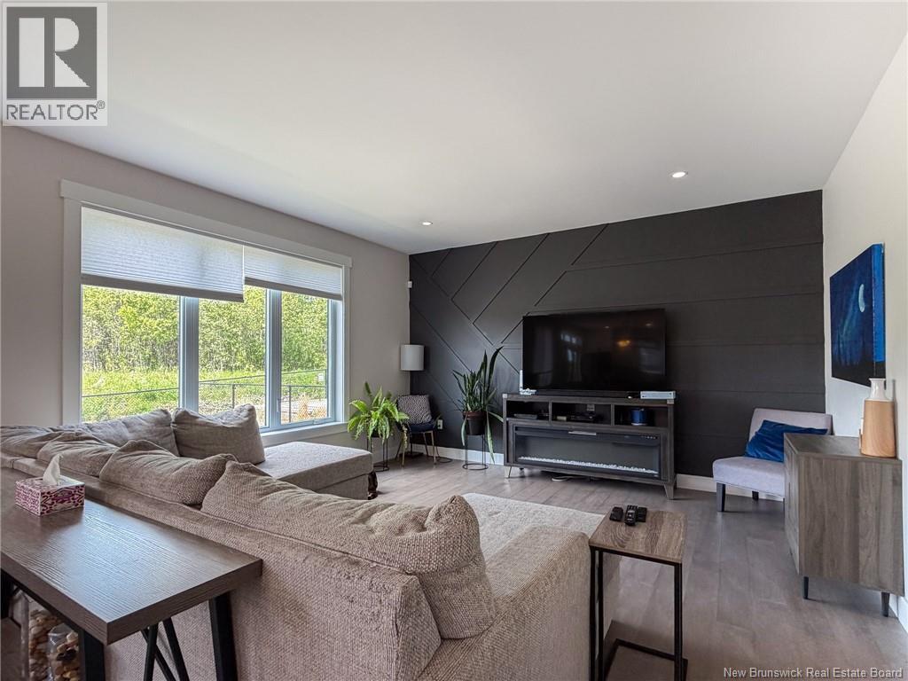 7 Aurora Street Property Photo 19