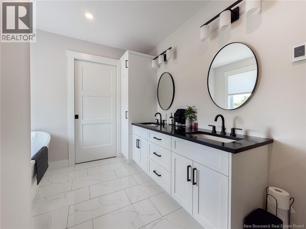 7 Aurora Street Property Photo 31