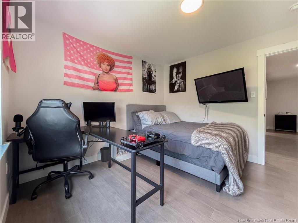 7 Aurora Street Property Photo 34