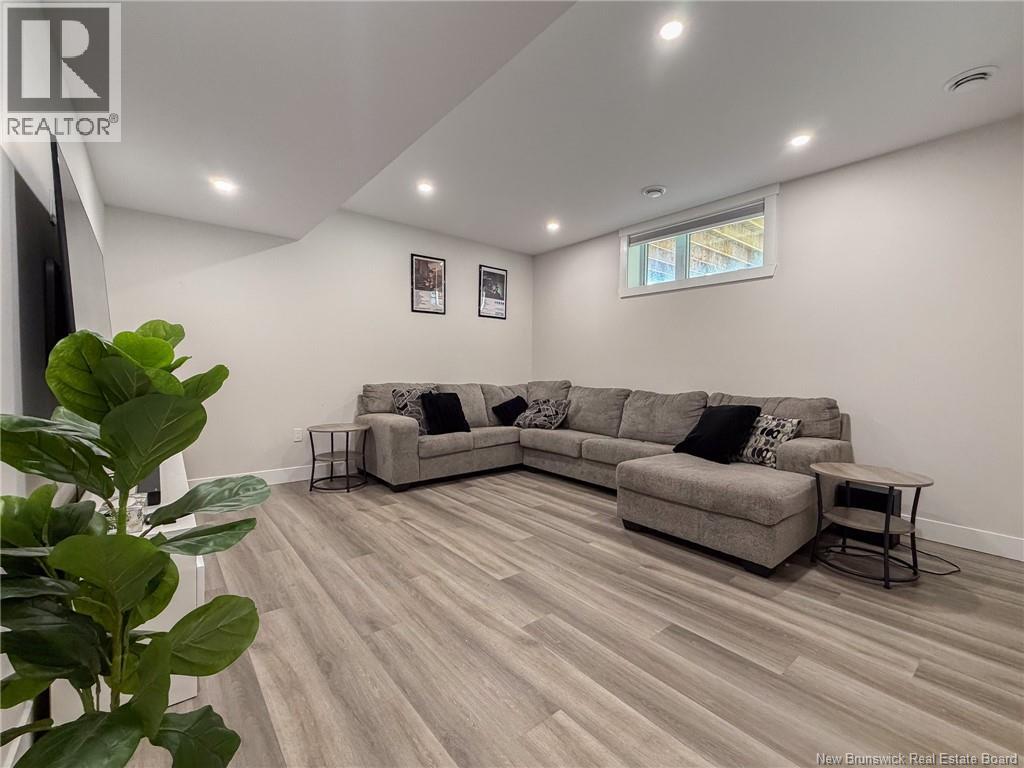 7 Aurora Street Property Photo 39