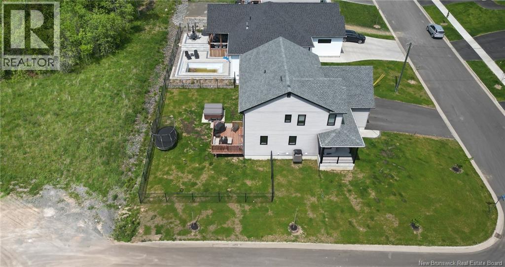 7 Aurora Street Property Photo 46