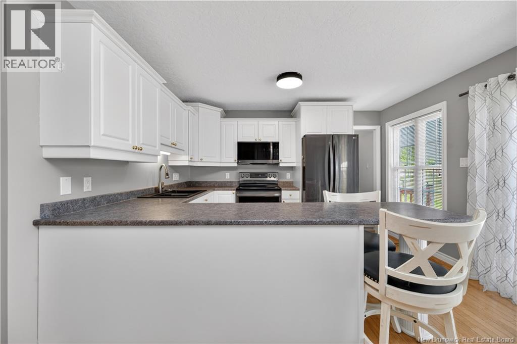 13 Maple Street Property Photo 8