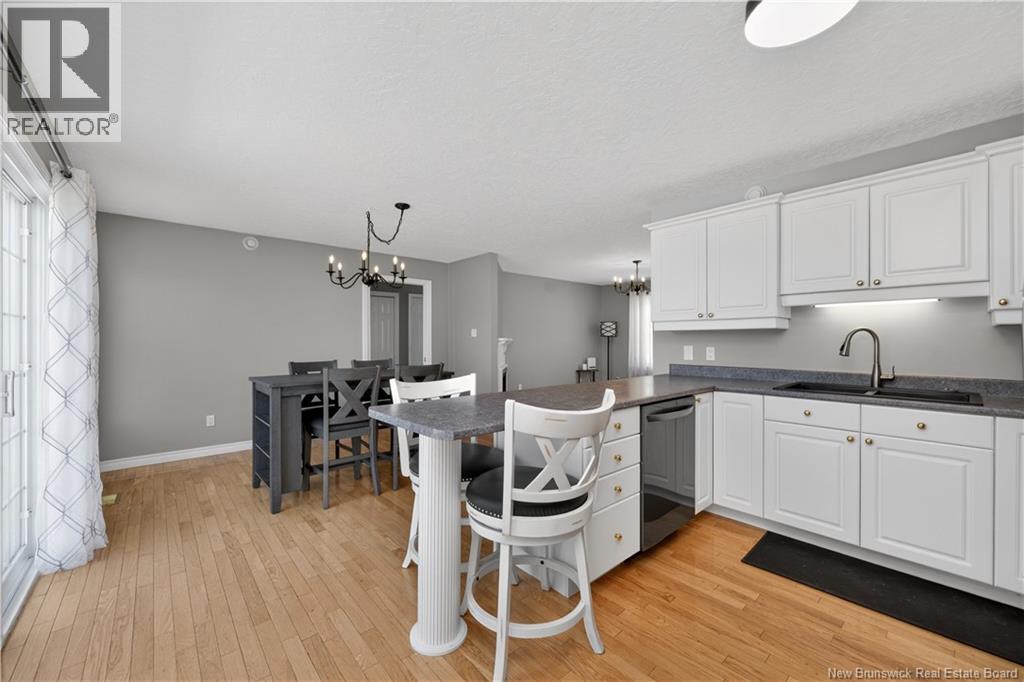 13 Maple Street Property Photo 10