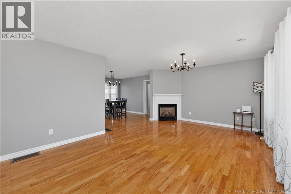 13 Maple Street Property Photo 16