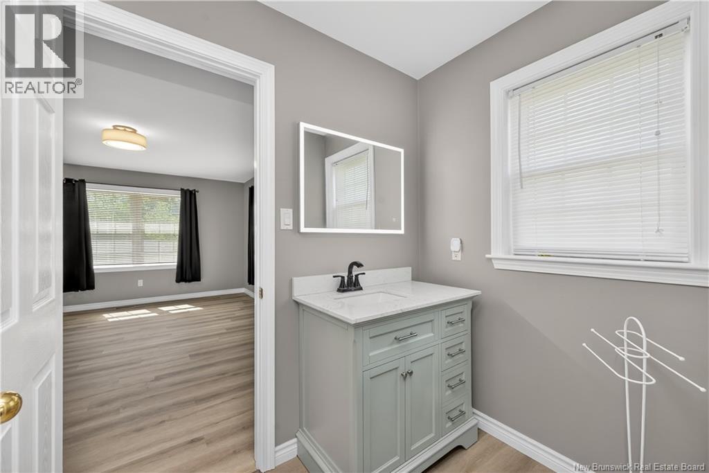 13 Maple Street Property Photo 23